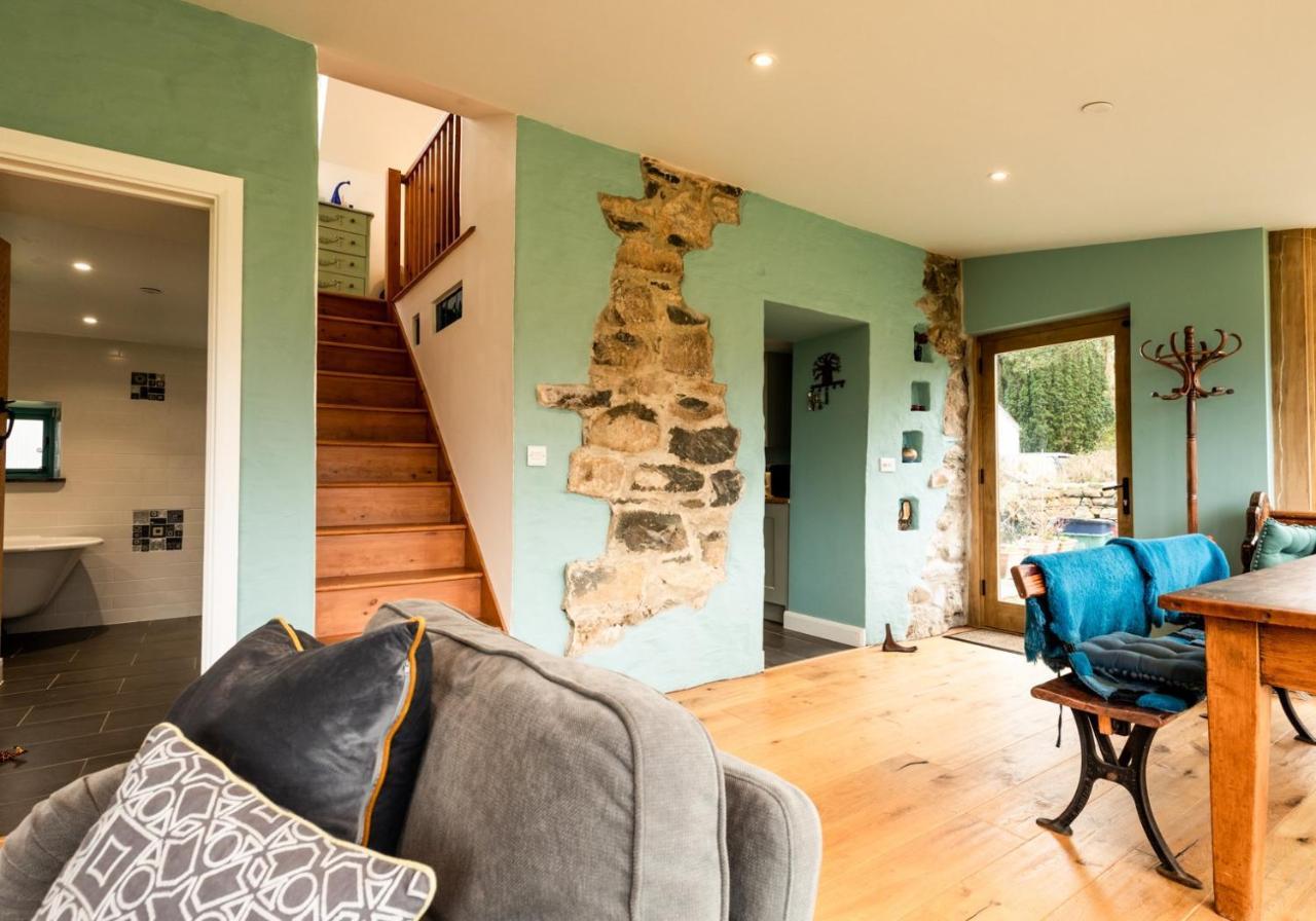 Penrhiw - A Country Cottage With Mountain Views 纽波特 外观 照片