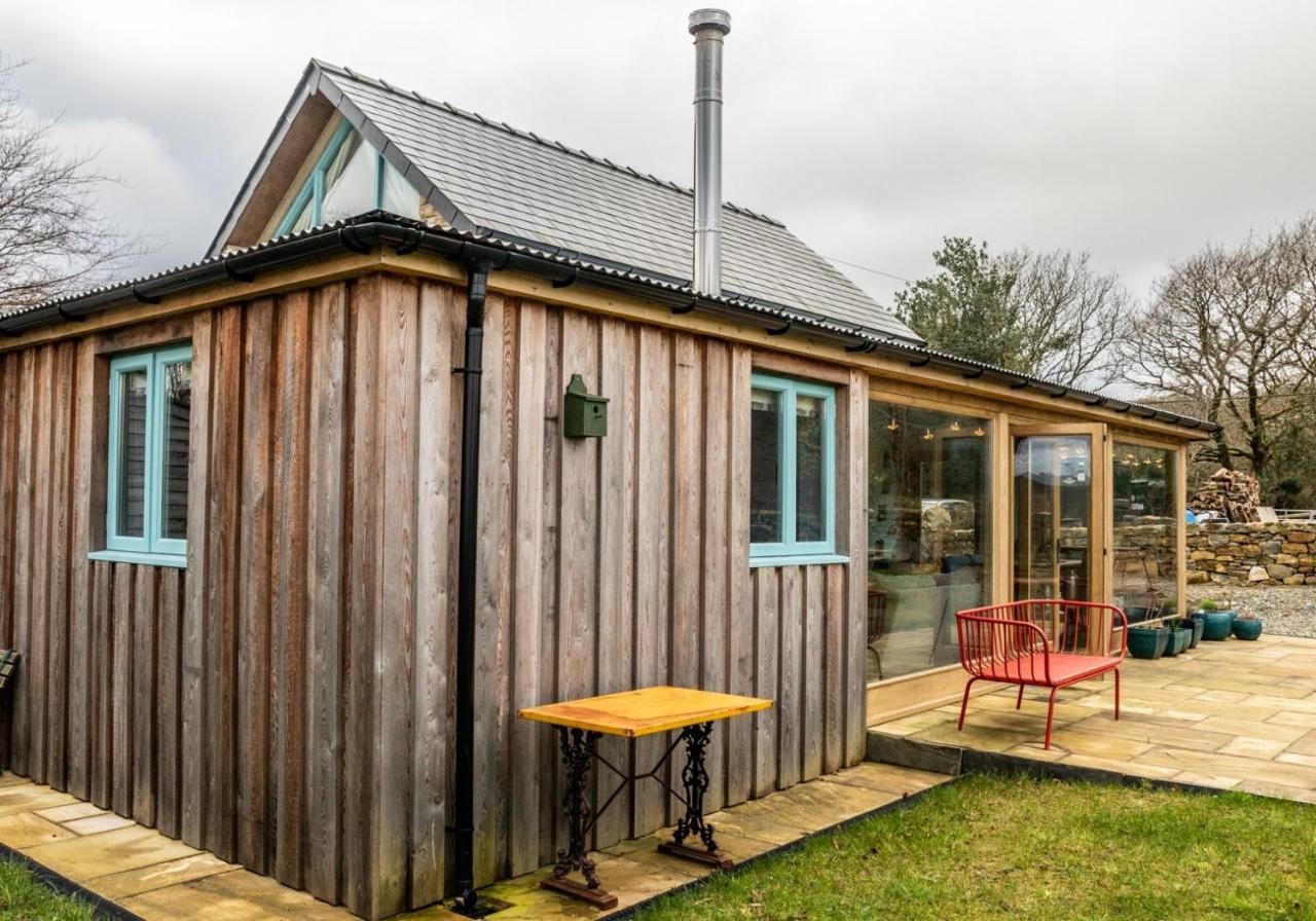 Penrhiw - A Country Cottage With Mountain Views 纽波特 外观 照片